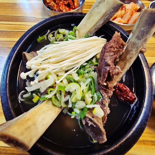 큰집왕갈비탕 이미지