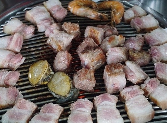 대윤흑돼지 이미지