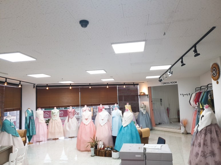 오월애한복서문 이미지