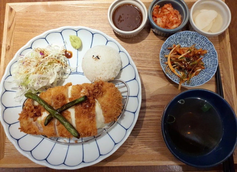 돈맛탱 이미지