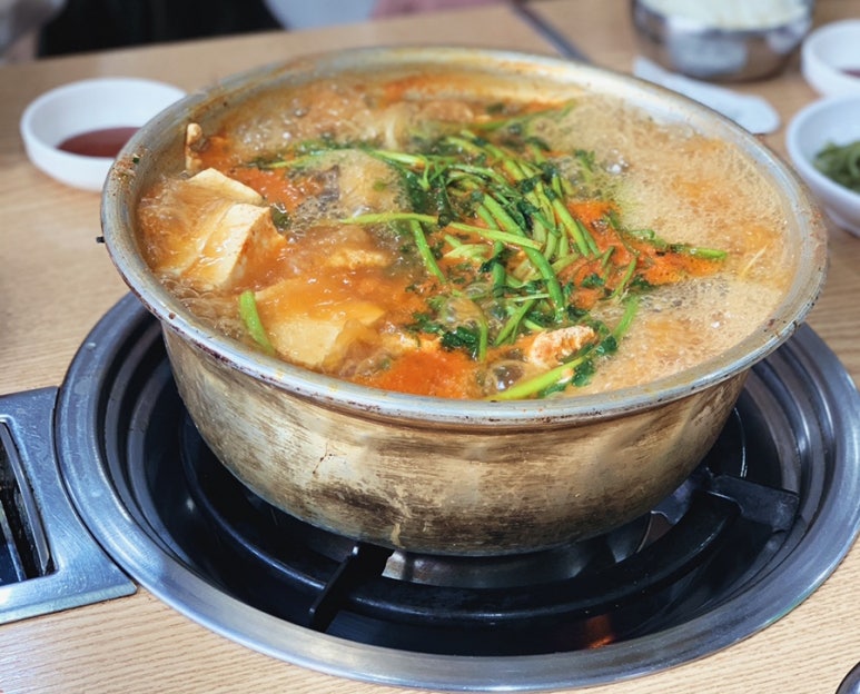 바다양푼이동태탕 이미지