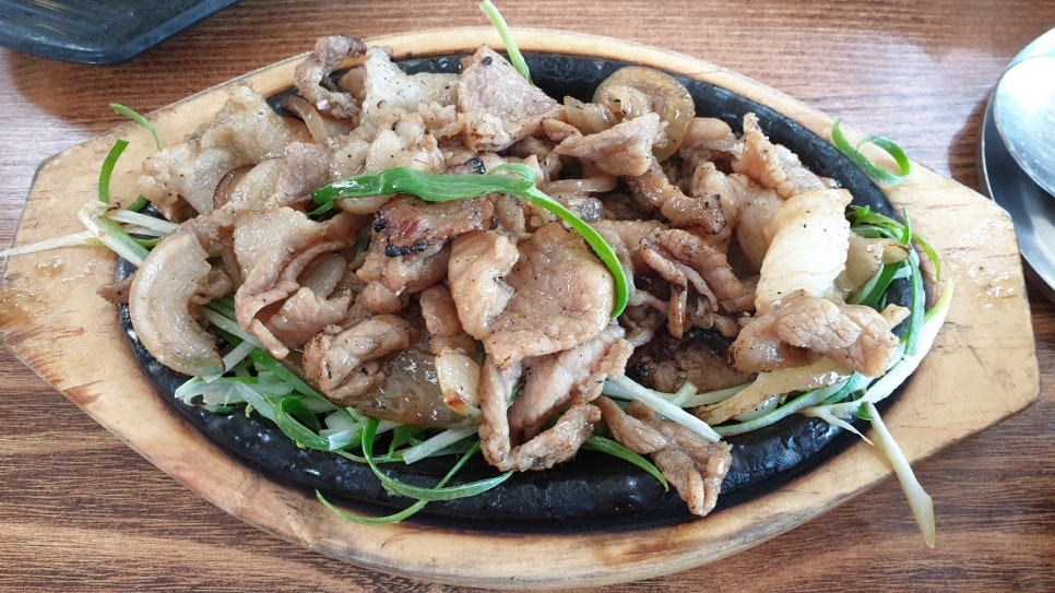 제주연탄돼지불백 이미지