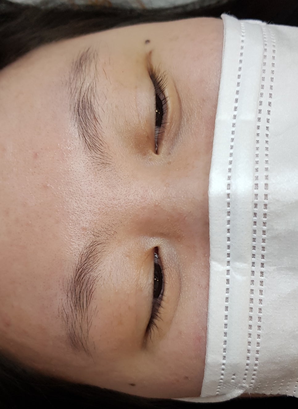 눈썹마녀 이미지