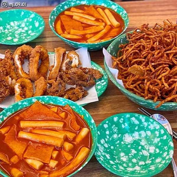 을찌로국물떡볶이 이미지