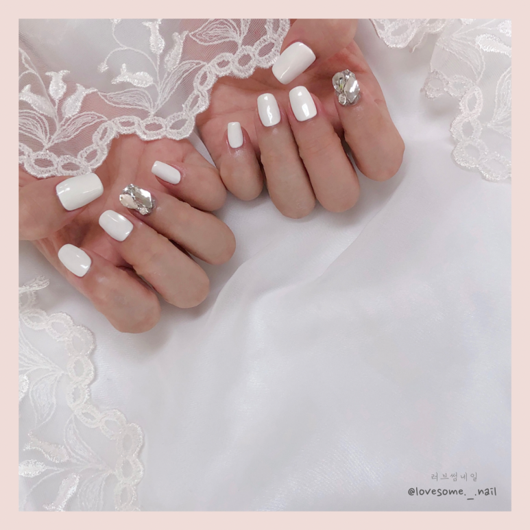 네일러브썸 이미지