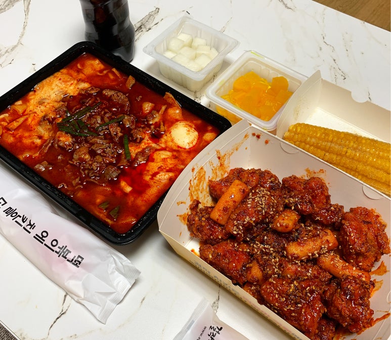 걸작떡볶이치킨 이미지