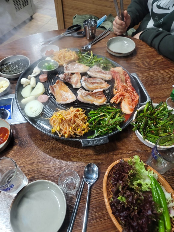 정원복돼지 이미지