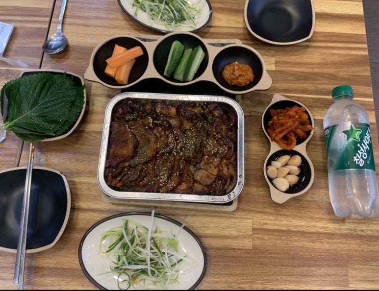 낼름족발 이미지