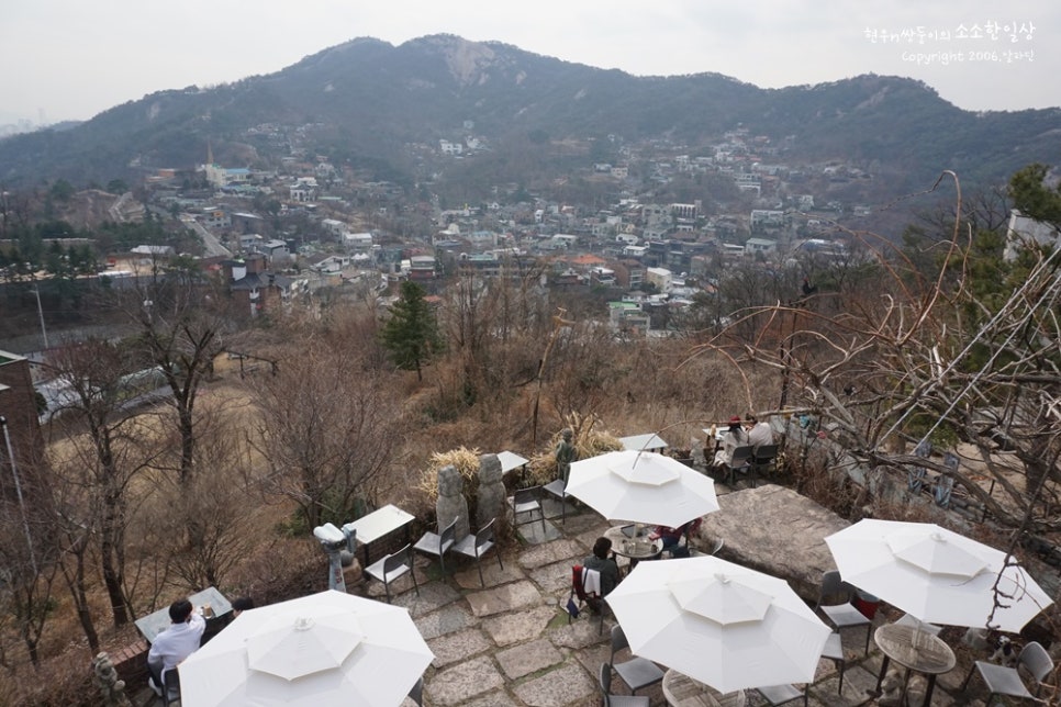 모퉁이카페 이미지