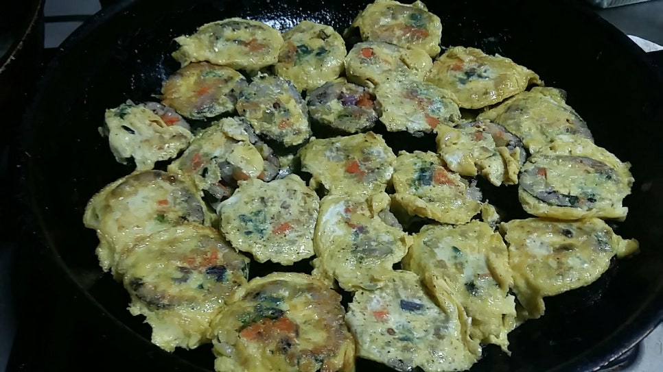 퐁당김밥 이미지
