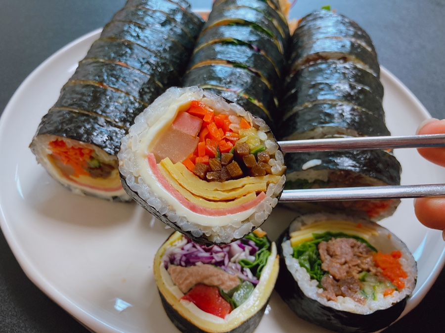 하얀김밥 이미지