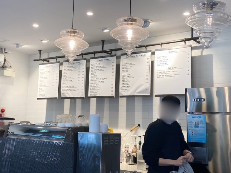 펭귄드링스커피 이미지