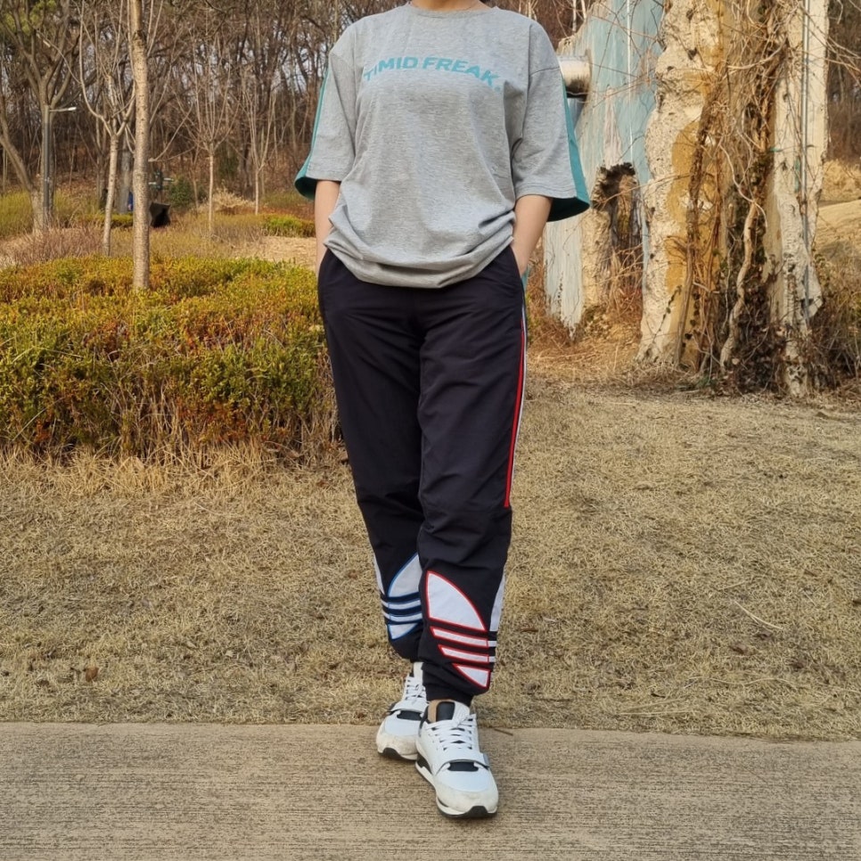 티미드프리크 이미지