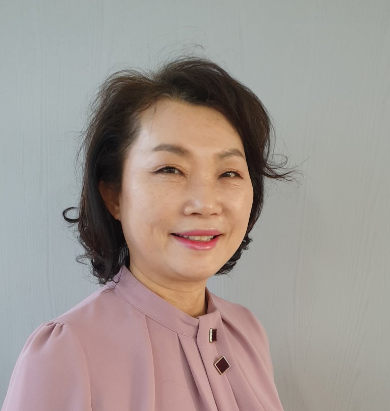 인셀덤미소 이미지