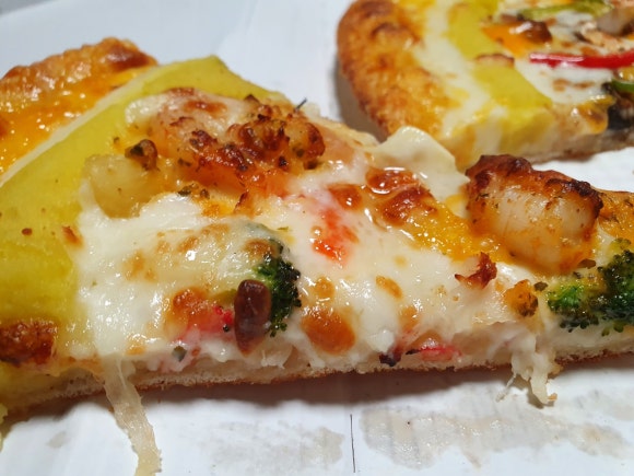 반반치킨피자 이미지