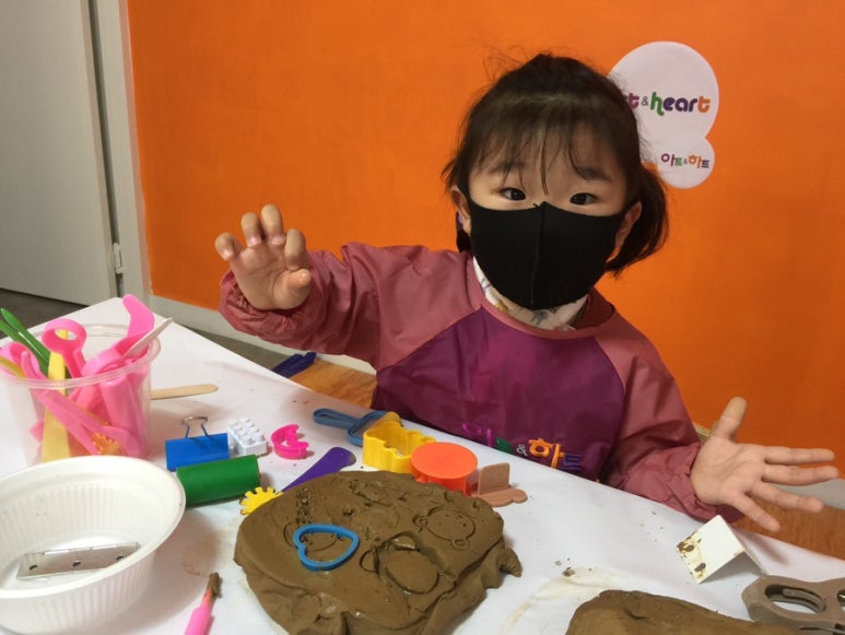 씨에프바베큐치킨 이미지