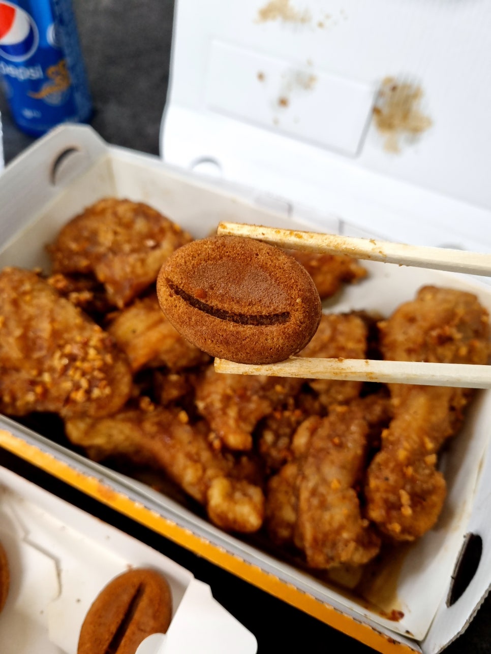 다다치킨 이미지