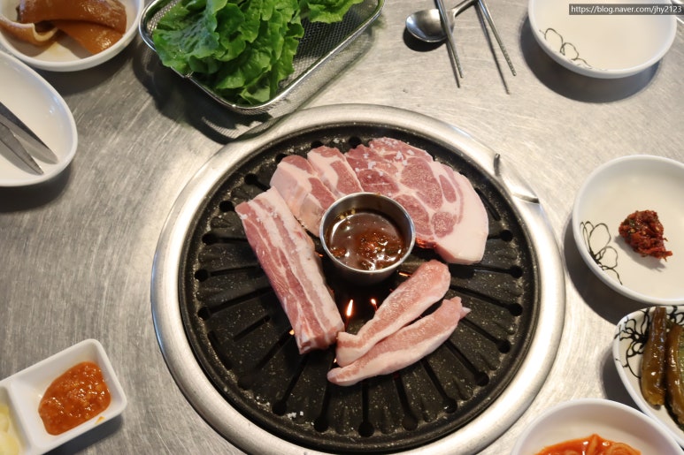 꺼멍연탄구이 이미지