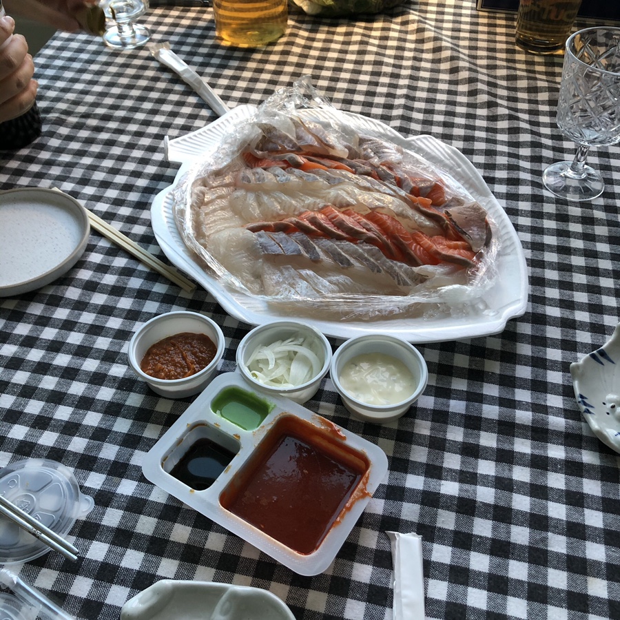 광어두마리만오천원 이미지