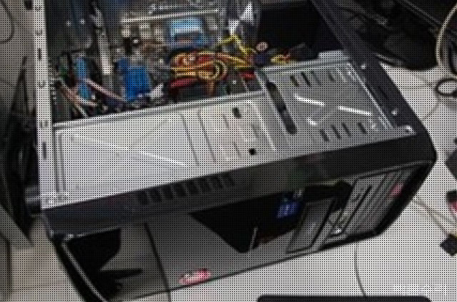 중동컴퓨터 이미지