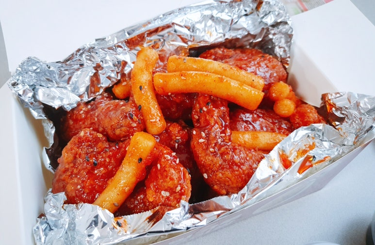 쌀통닭 이미지