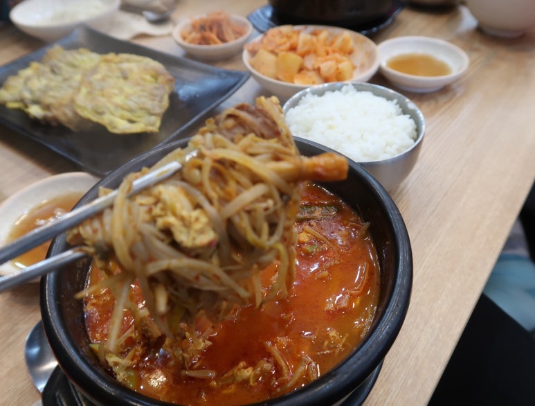 천안곰탕 이미지