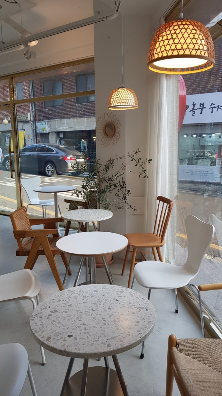 어쩌다'카페 이미지