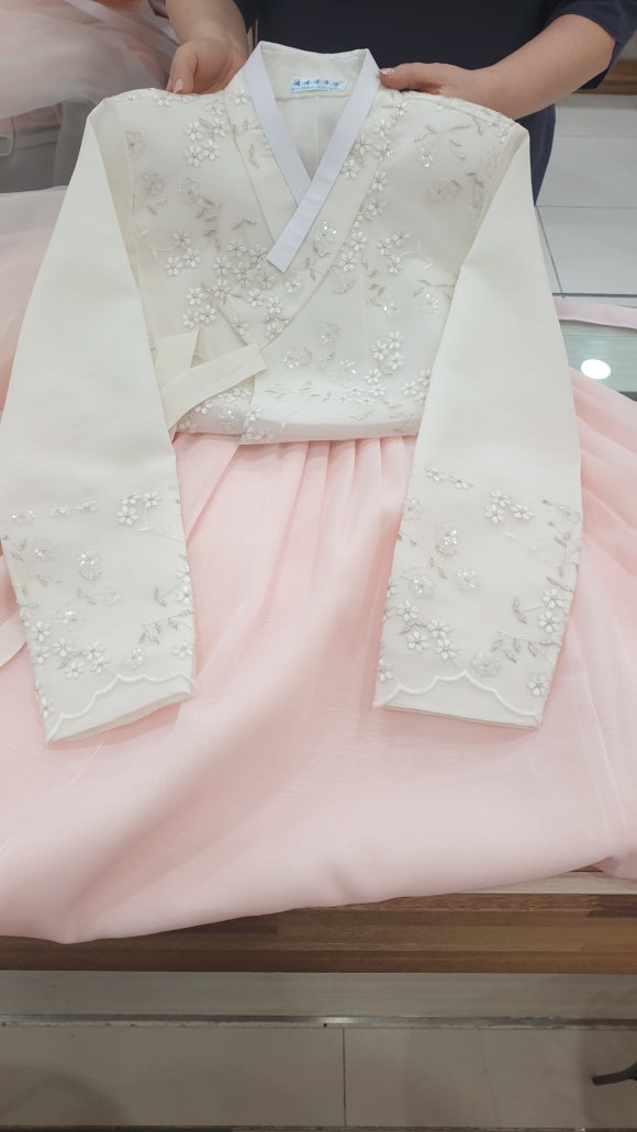 더봄개량한복 이미지