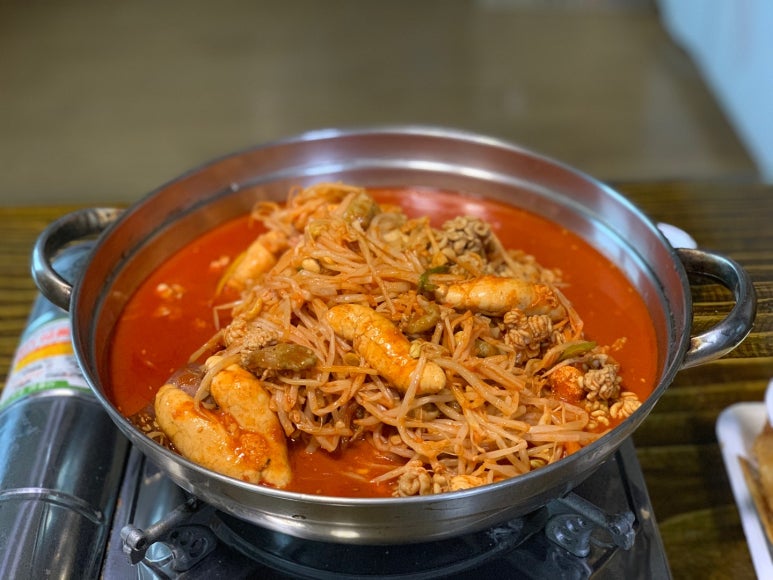 성윤국가대표아구찜앤알곤이찜 이미지
