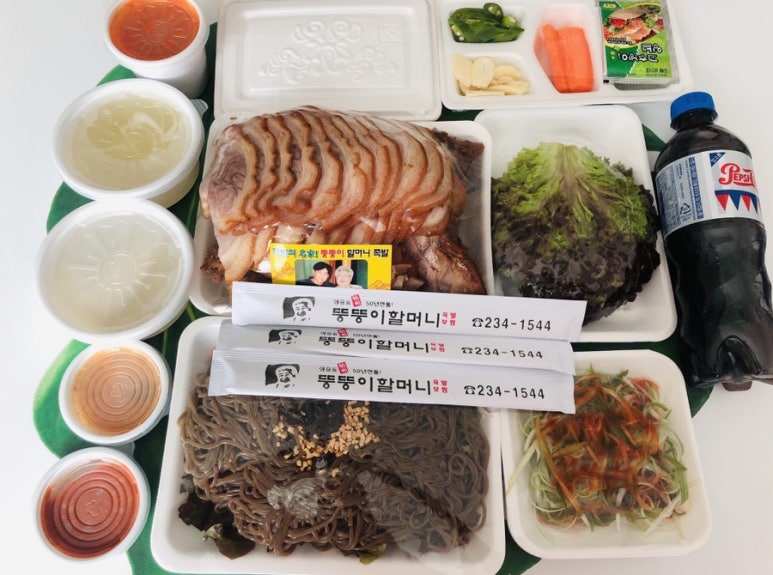 장충동뚱뚱이할머니족발보쌈 이미지