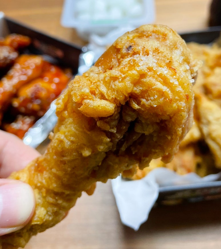 반반 이미지