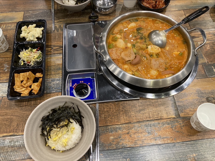 부대장 부대찌개 이미지