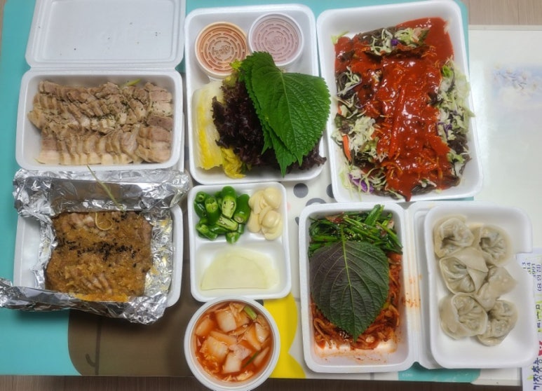 본가장충왕족발 이미지