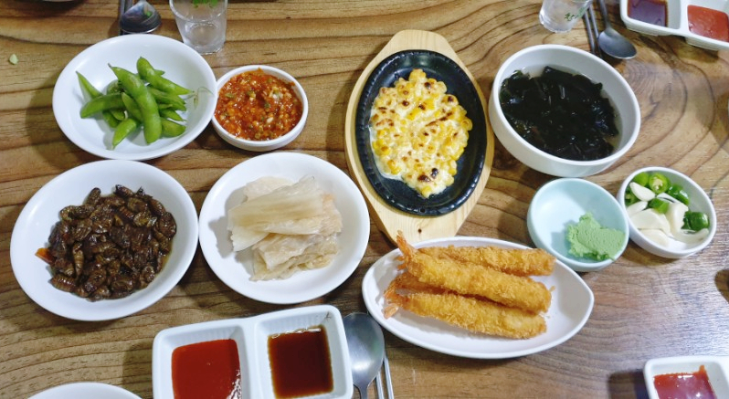 무진장 오징어회 포차 이미지