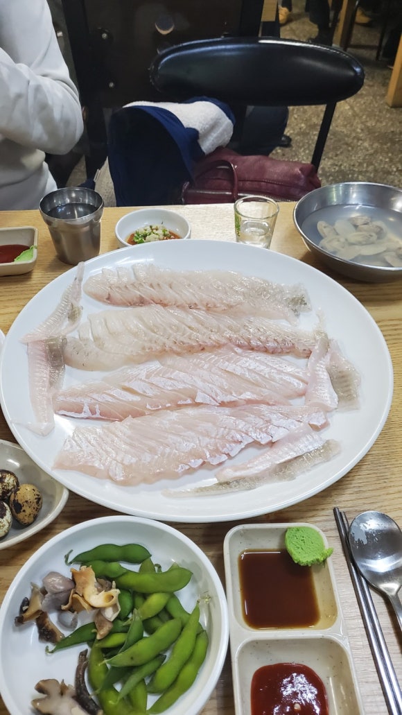시장활어회직판장 이미지