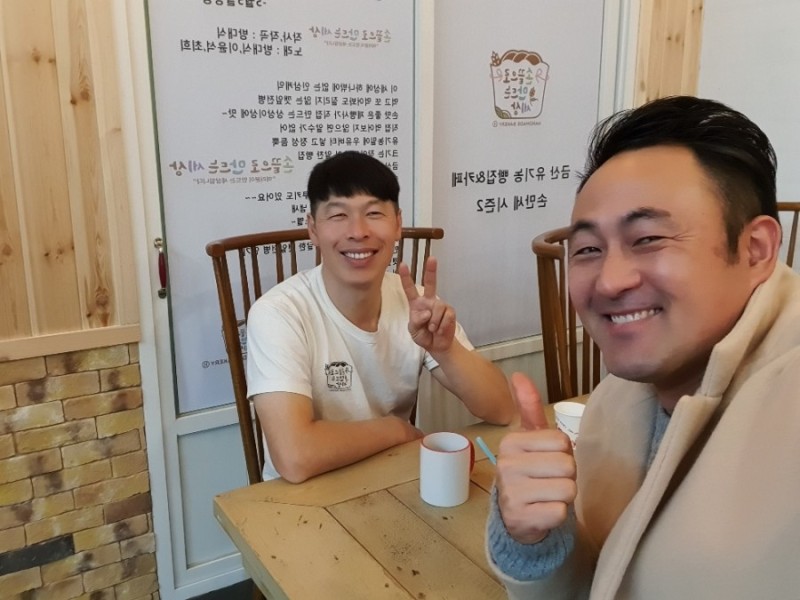 손끝으로 만드는 세상 이미지