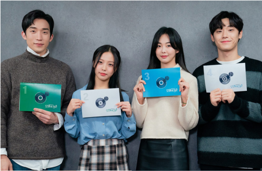 제작사 오월 이미지