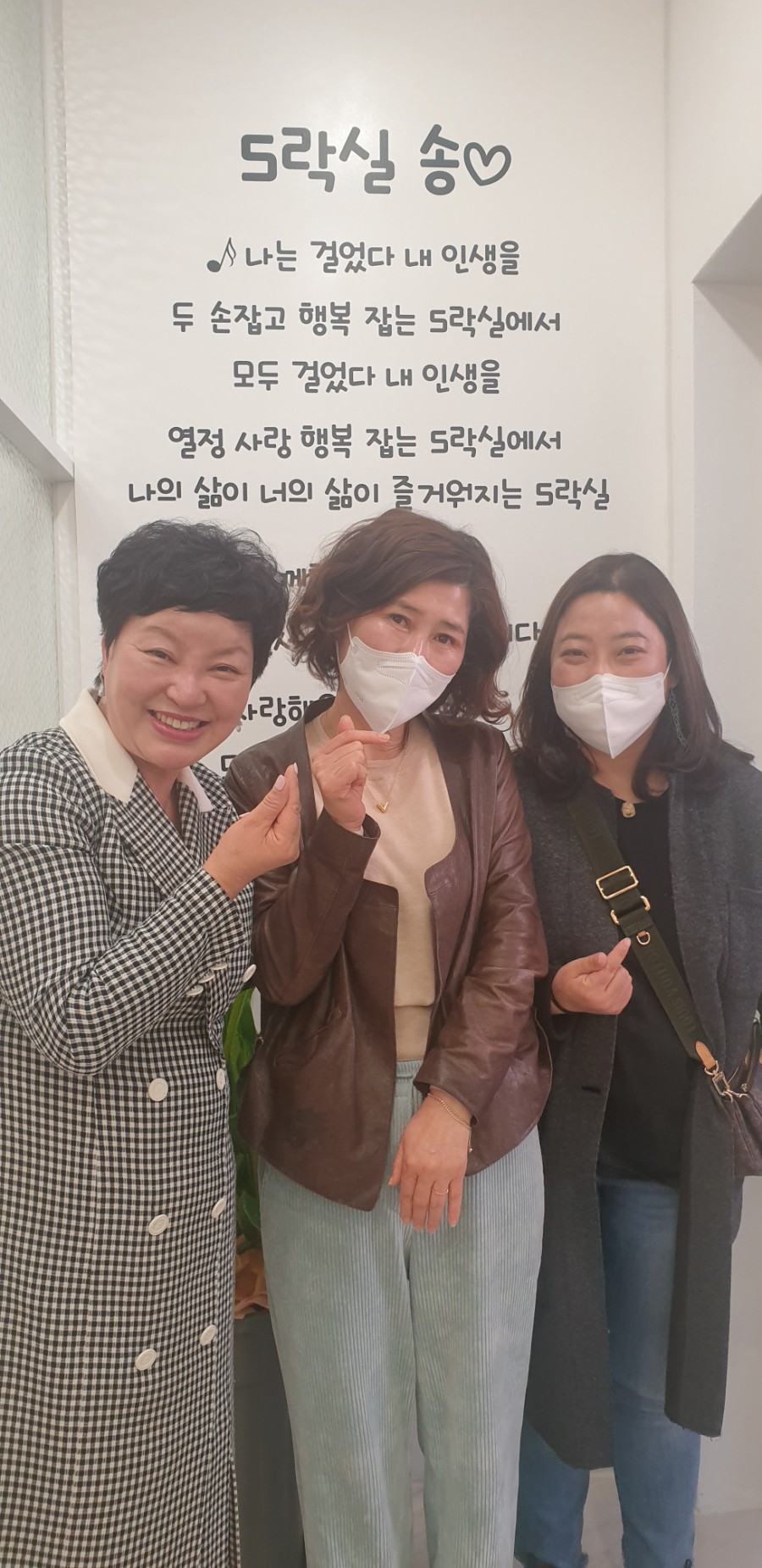 인셀덤서인 이미지