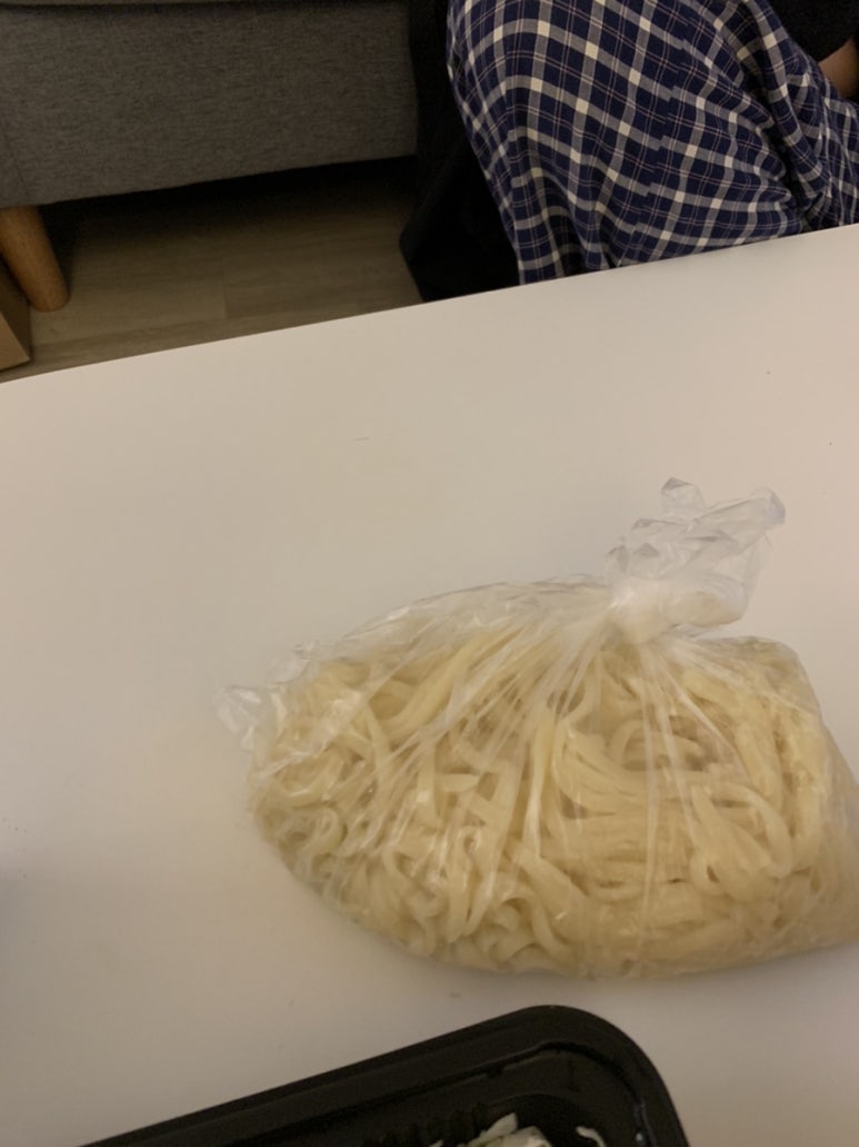 간이즉석우동 이미지