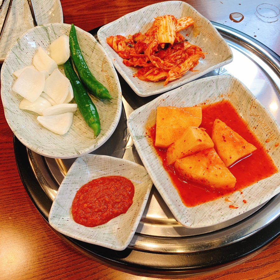 고래감자탕 신사점 이미지