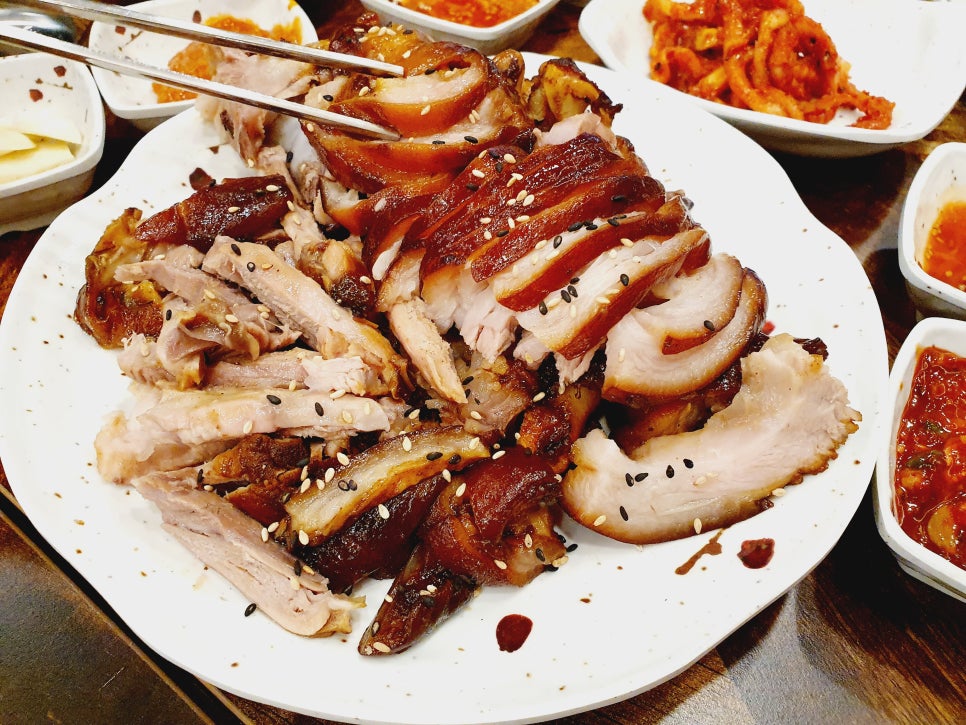 유가네왕족발 이미지