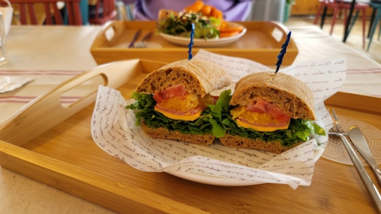 쓰쓰카페 이미지