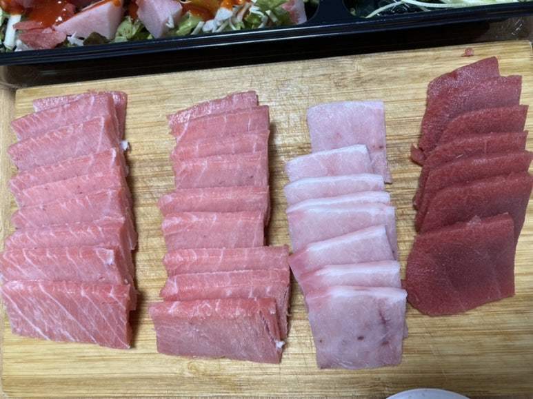 김춘석참치 이미지