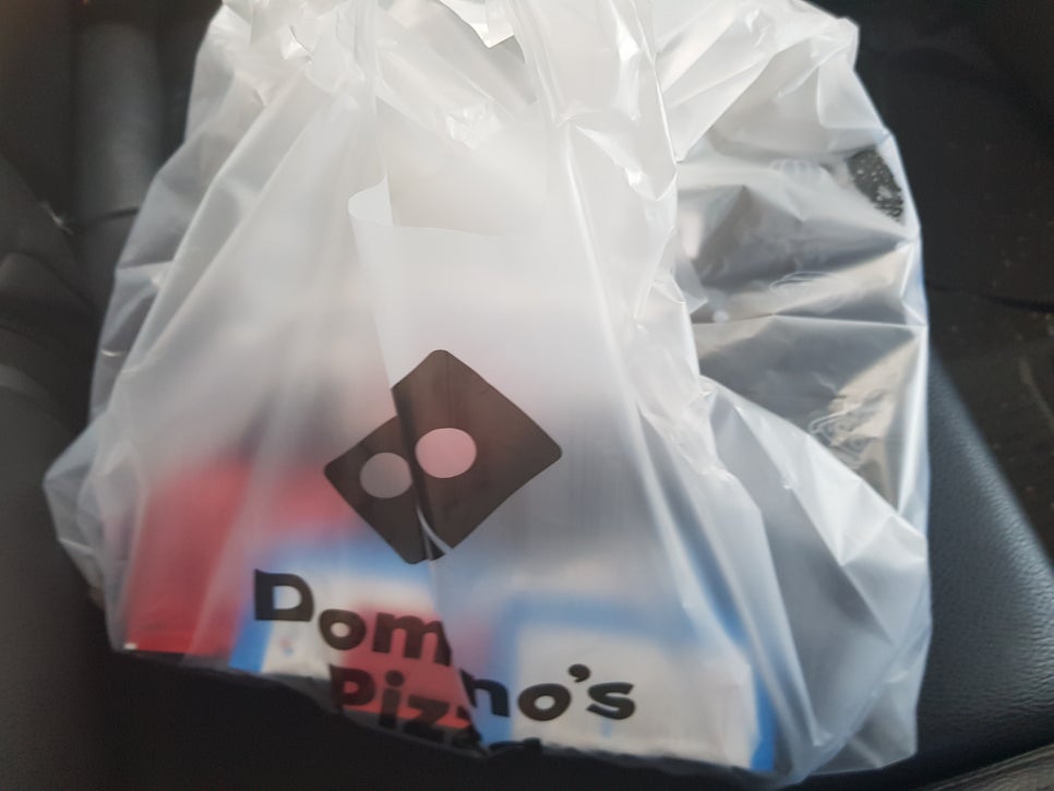 도미노피자속초점 이미지