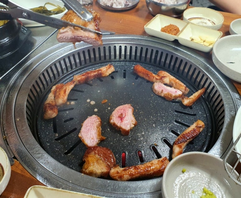 숯불고기 이미지