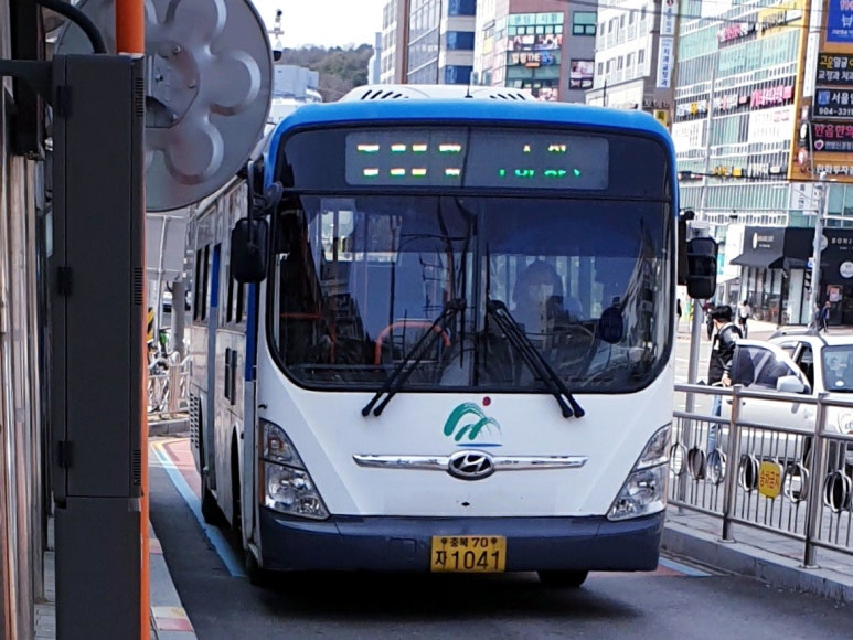 충북보건과학대학교 운동장 이미지