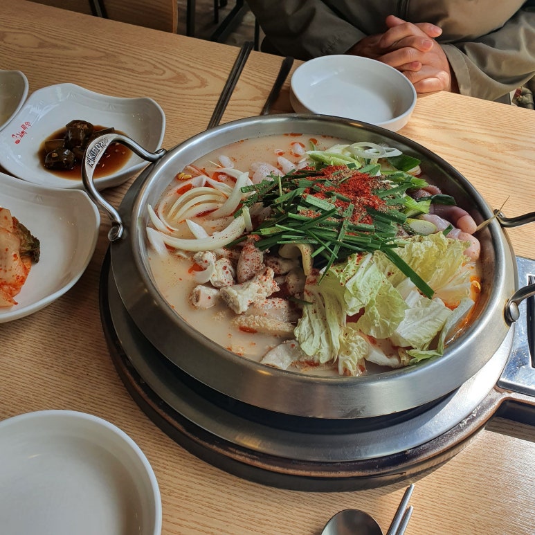 김치뚝딱낙곱새 이미지