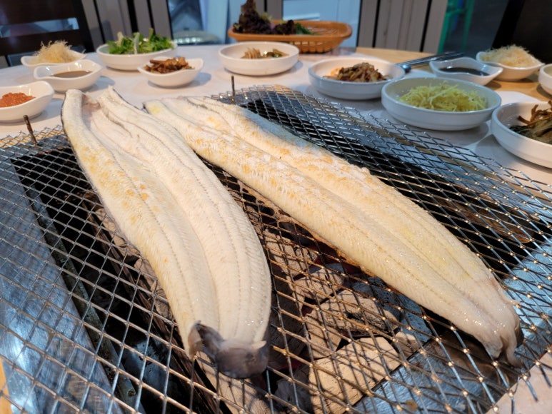 장덕풍천산삼민물장어 이미지