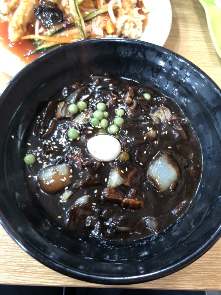 필가지짜장 이미지