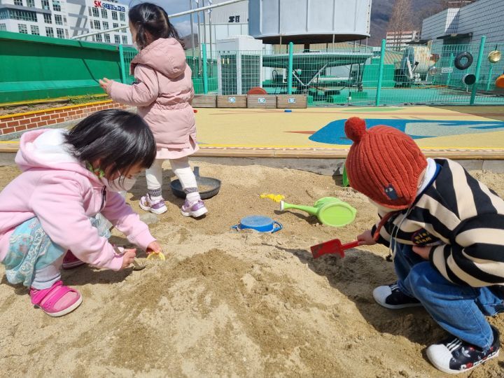 맑은요일 이미지